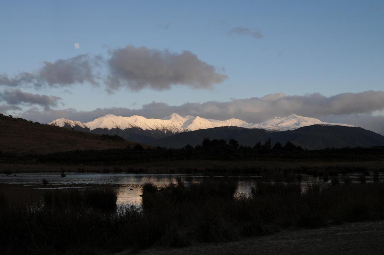 Cottage 45° South Te Anau Esterno foto